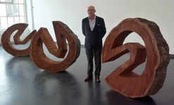 Preistrger Hans-Thoma-Kunstpreis 2013: Werner Pokorny zwischen den \"Wheels\".